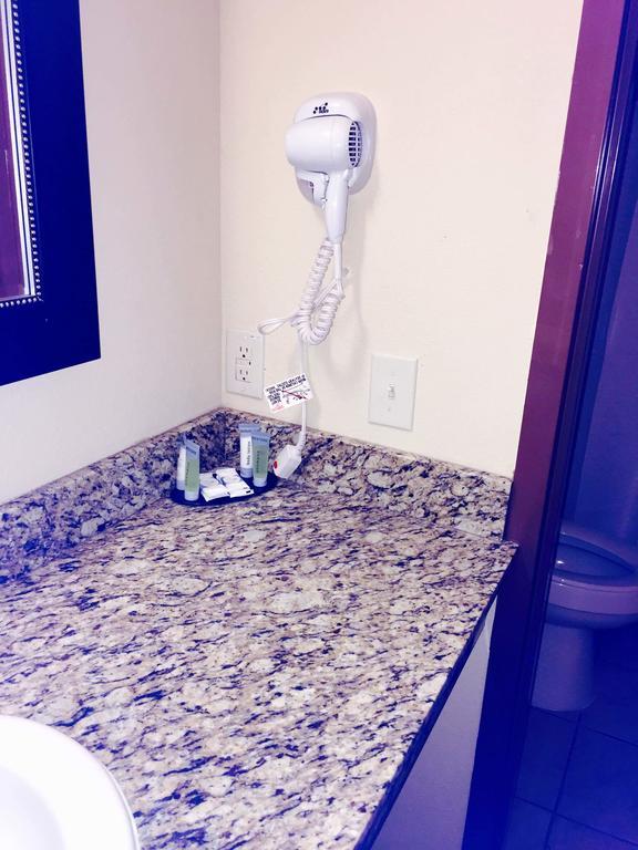 Texan Inn And Suites Tilden 외부 사진