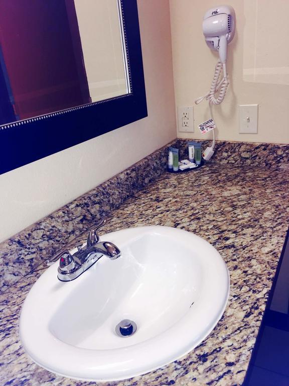 Texan Inn And Suites Tilden 객실 사진